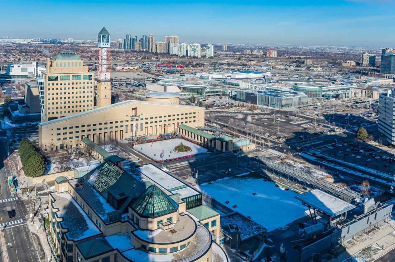 Luxury Apartments In Mississauga Exteriör bild